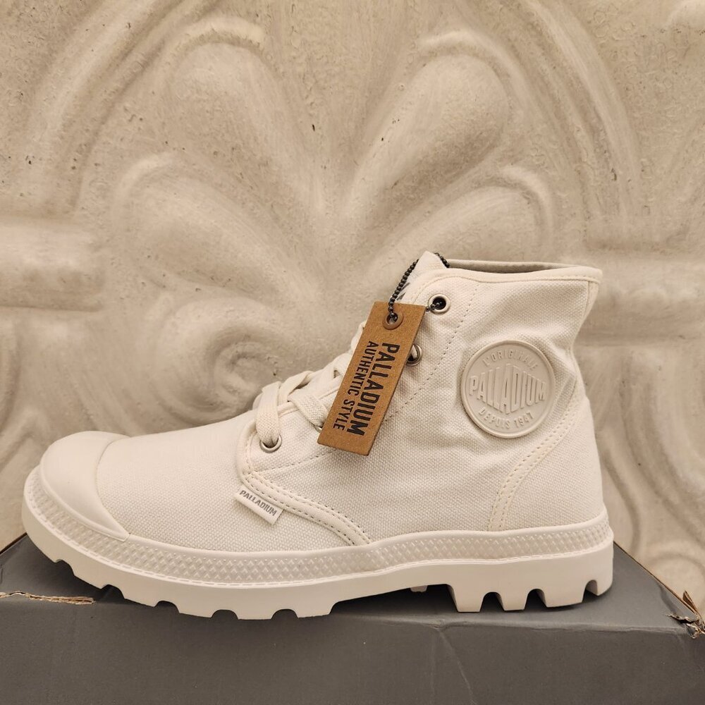 Palladium Star White Hight top sneakers. "Pampa Hi" NIB. Size 9 - Picture 2 of 12